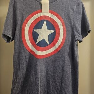 Marvel Captian America Men's T-Shirt, Size Medium.